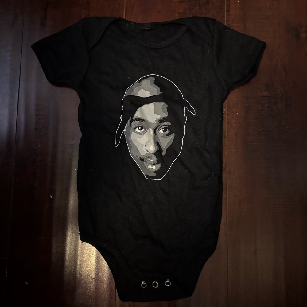 Black Tupac Baby Onesie 12-18 Mos.